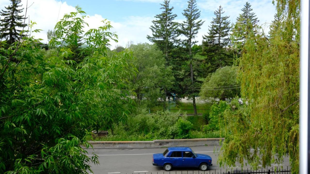 YMCA Spitak Hostel Bagian luar foto