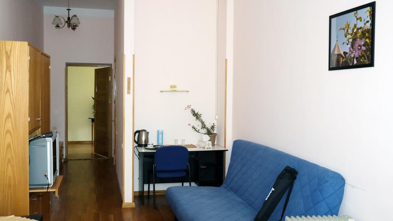 YMCA Spitak Hostel Bagian luar foto