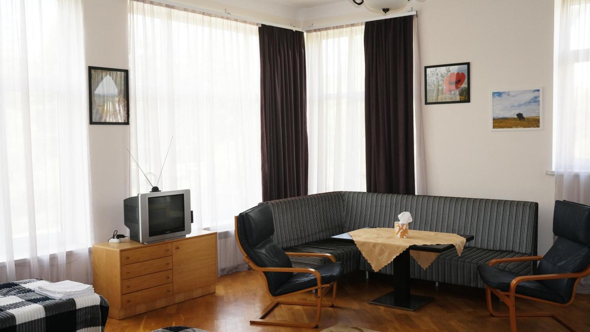 YMCA Spitak Hostel Bagian luar foto